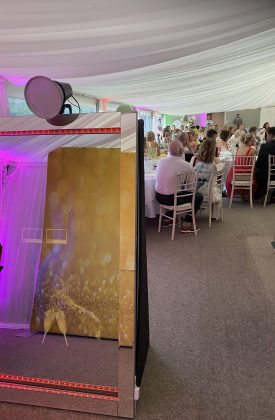 photo booth hire scotland selfie mirror setup
